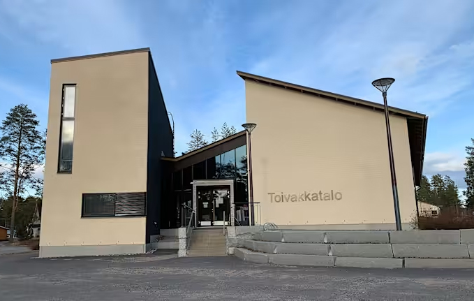 Kunnantalosta hybridikeskukseksi