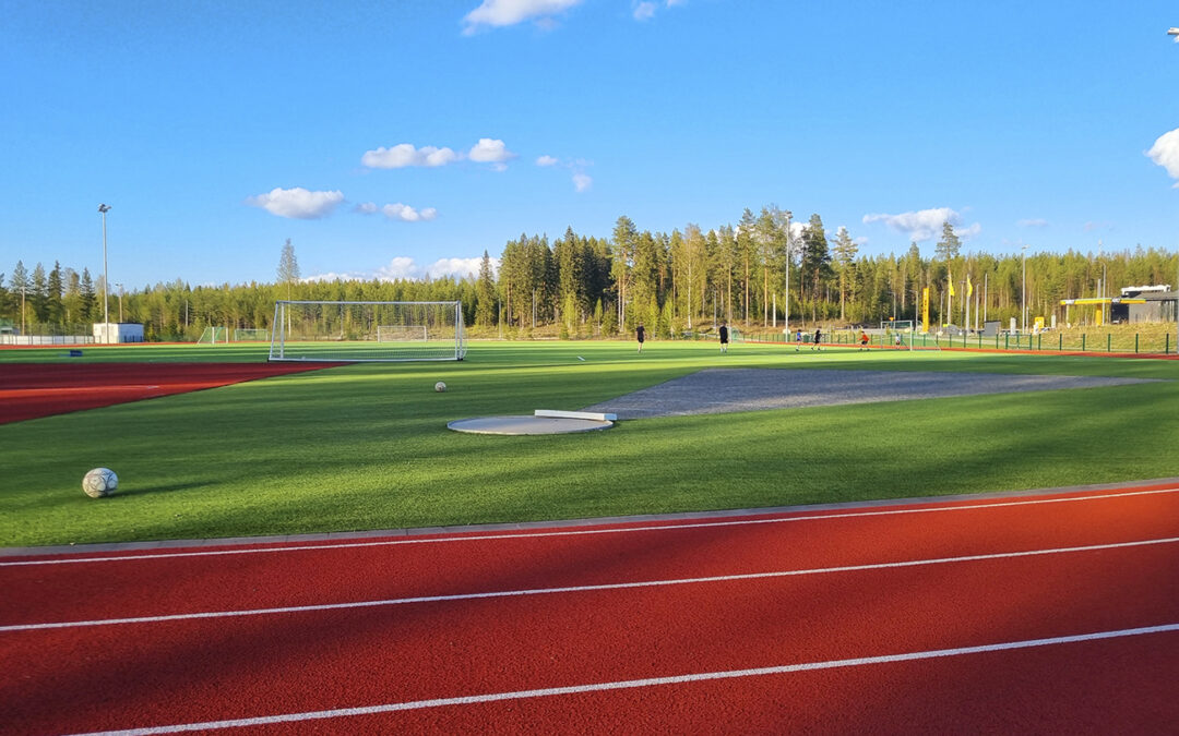 ToukoTohinat potkaisee kesän käyntiin hyväntekeväisyydellä