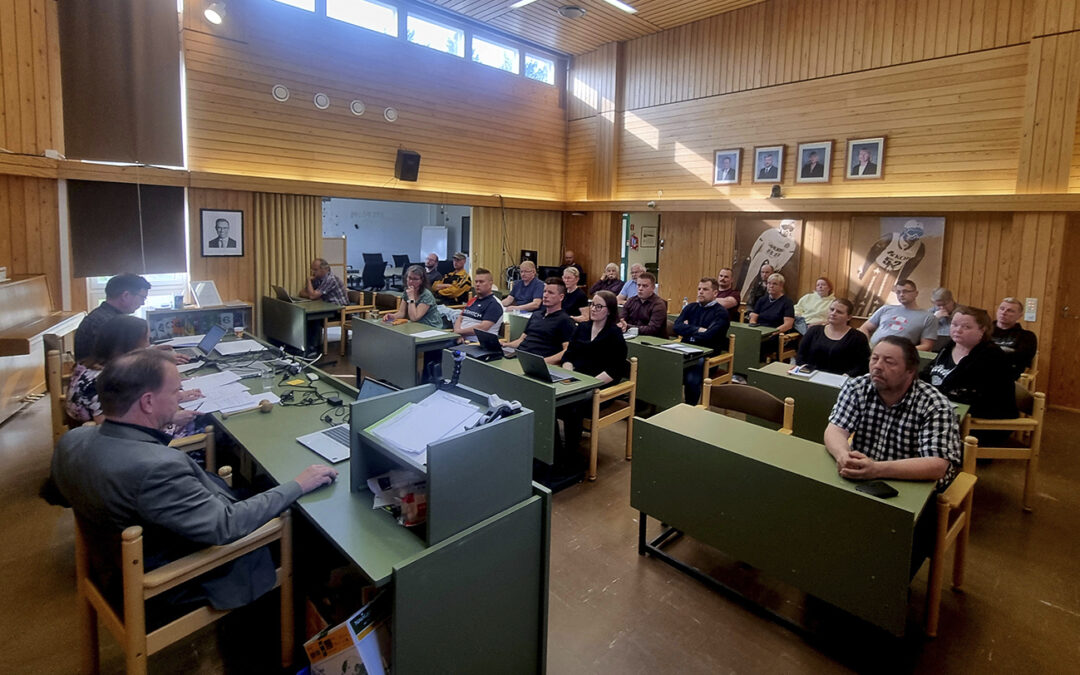Uuraisten kunnanvaltuusto nimesi luottamushenkilöt kaudelle 2025–2029