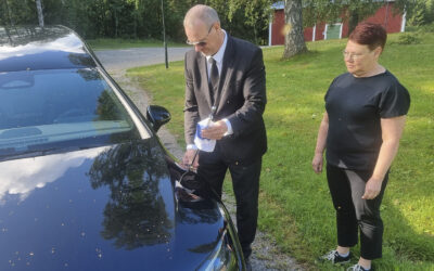 Kun aika pysähtyy  – ammattilaiset auttavat käytännön asioissa