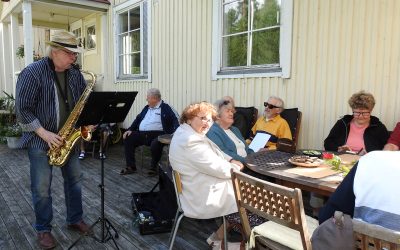 Heiskan koulun pihalla soi saksofoni ja tuoksui kalakeitto