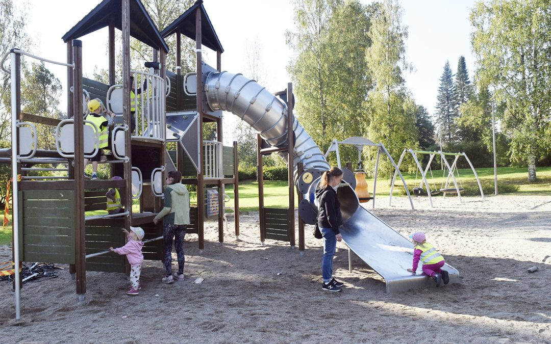 Seurakuntien päiväkerhot ovat toimineet 80 vuotta