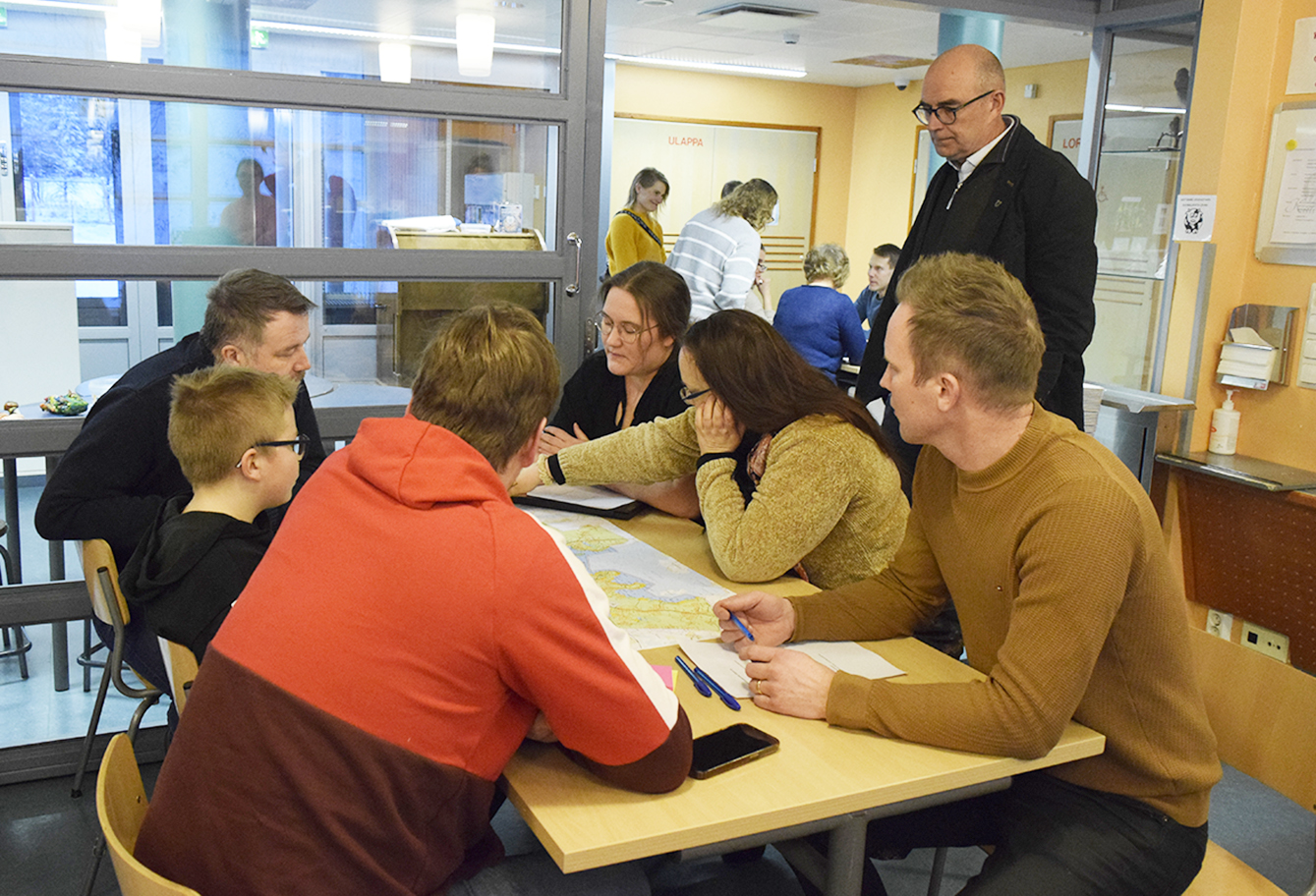 kuntastrategiaa kintaudella