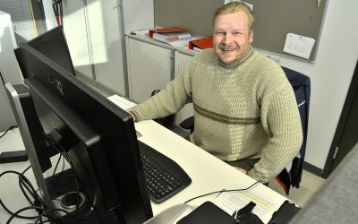 Toivakka sai Mika Karvosessa yleismiesjantusen, joka ei pelkää liata käsiään kuntalaisia palvellessaan