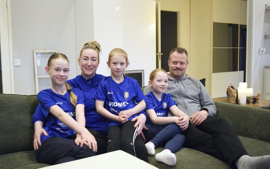 Asunnan urheiluperheessä myös vuoden valmentaja