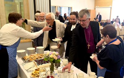 Seurakuntakodin tarina – odotuksesta yhteiseksi olohuoneeksi
